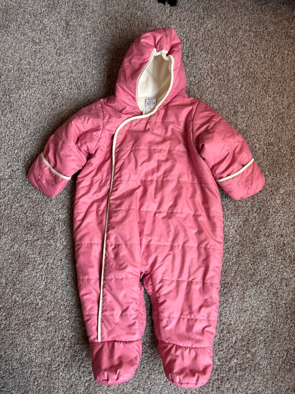 GAP Baby Pink Puffer Snowsuit Bunting One-Piece 6-12 Months